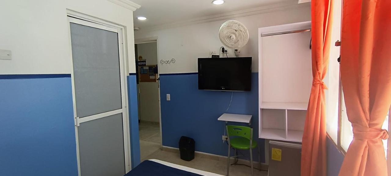 Hotel Casa Manco Mora 2*