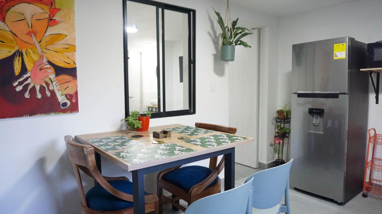 Acogedor Apartamento En Simon Bolivar Laureles Apartamento *