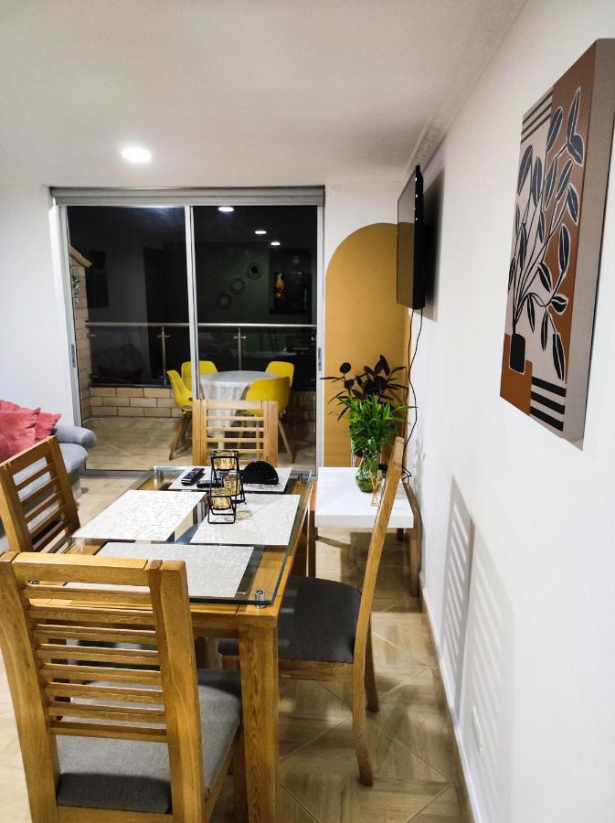 Apartamento En Laureles En La Ubicacion Ideal *