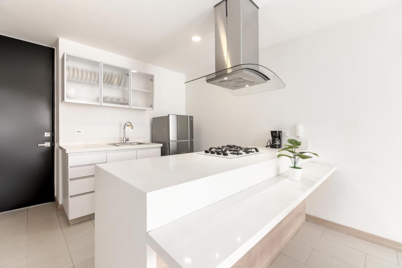 Moderno Y Amplio En Laureles 8 Apartamento Medellín