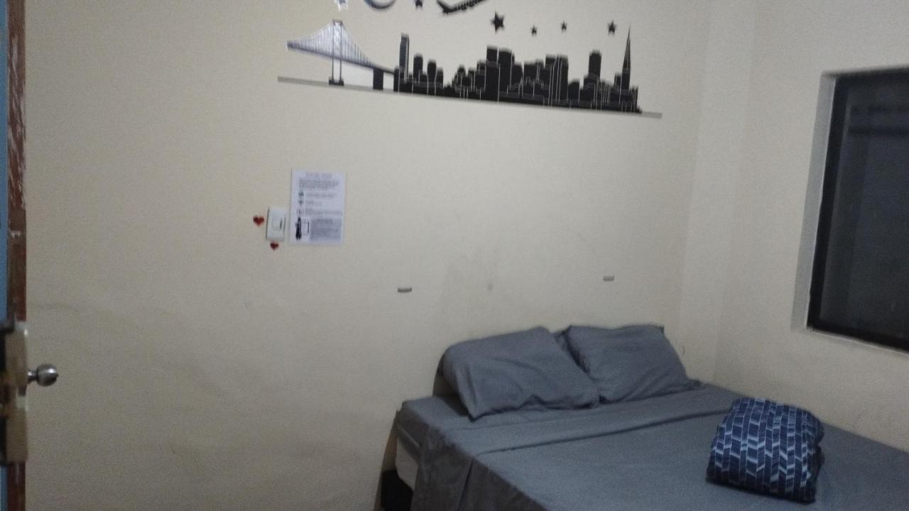 Homestay La Casa De La Floresta Dormitorios *