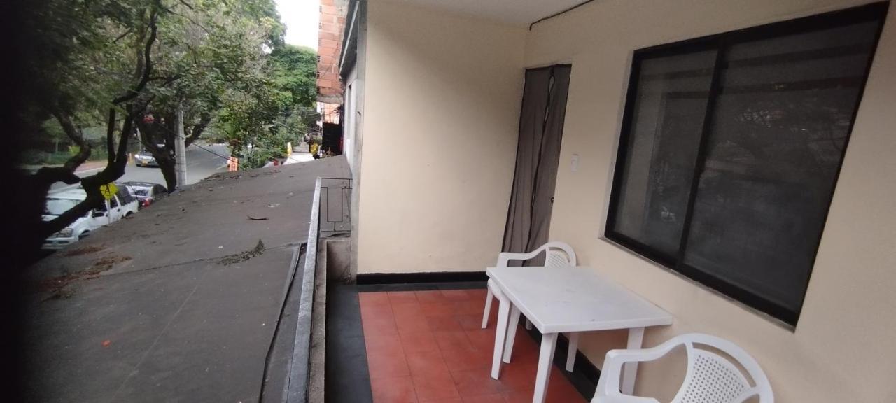 La Casa De La Floresta Dormitorios * Medellín