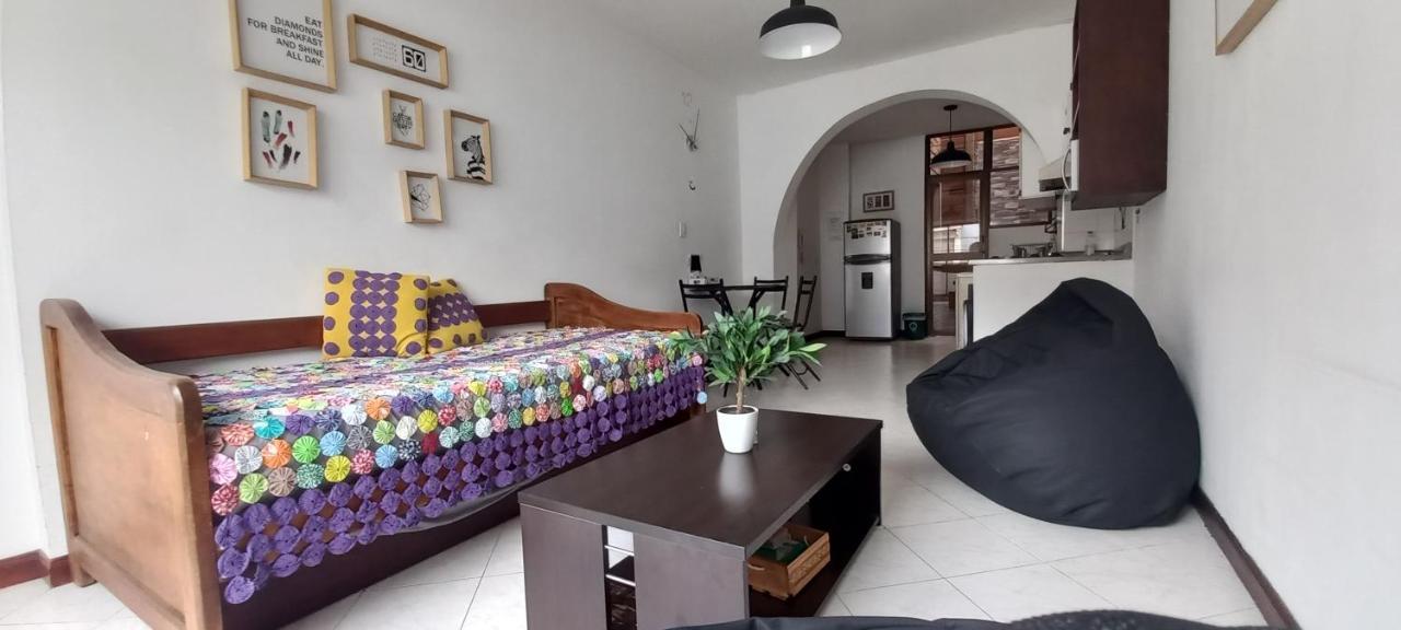 Apartamento In El Poblado Near Everything In A Quiet Area