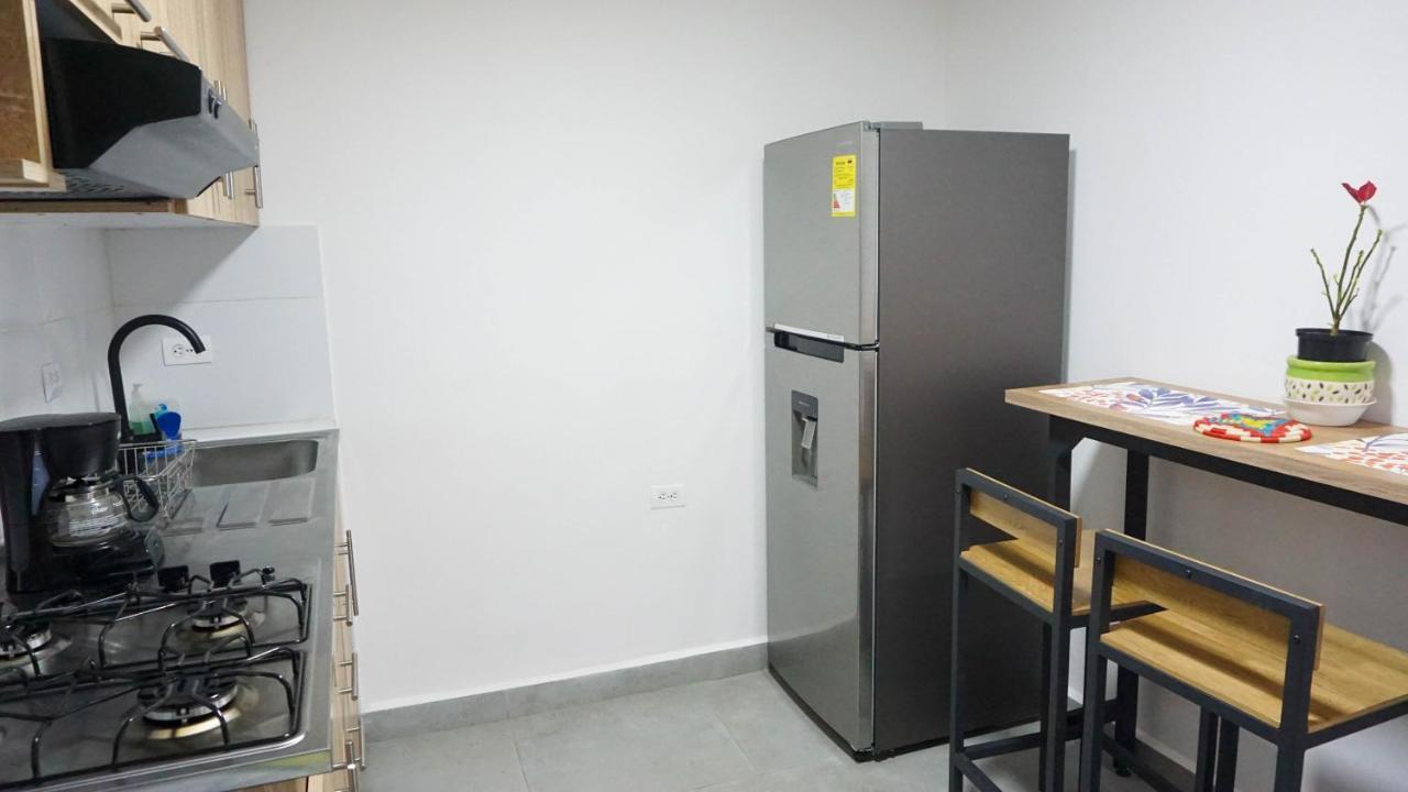 Acogedor Apartamento En Simon Bolivar Laureles * Medellín