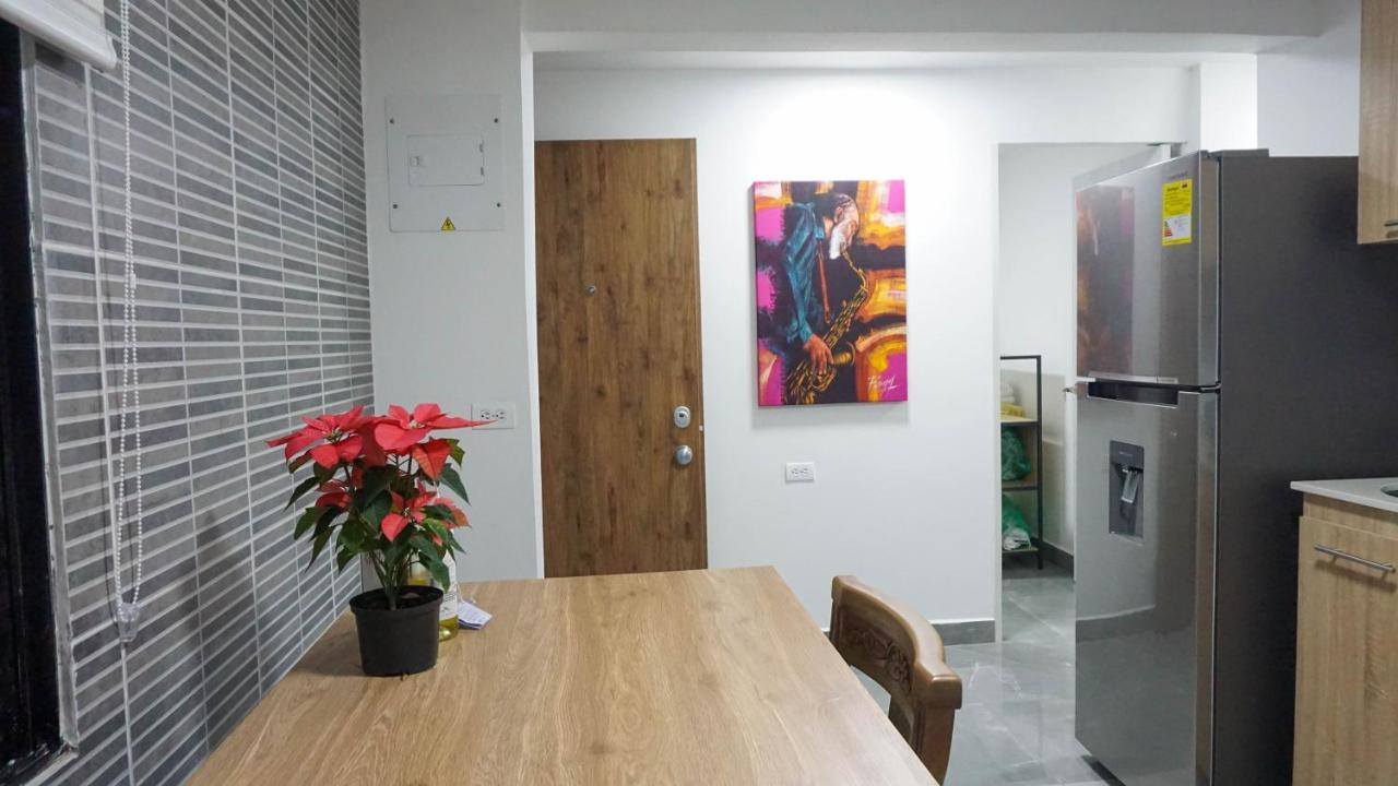 Acogedor Apartamento En Simon Bolivar Laureles Apartamento *