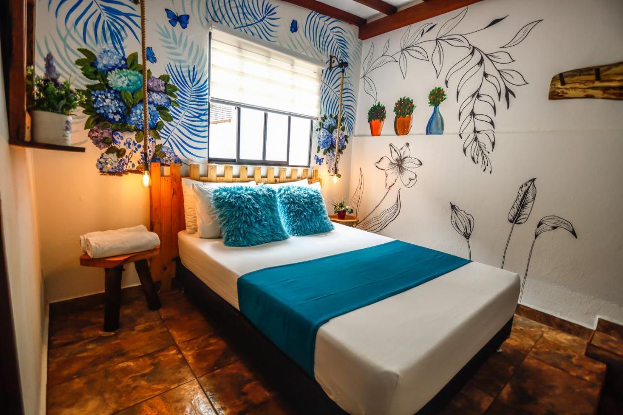 Hotel The Garden Lleras 10 3*