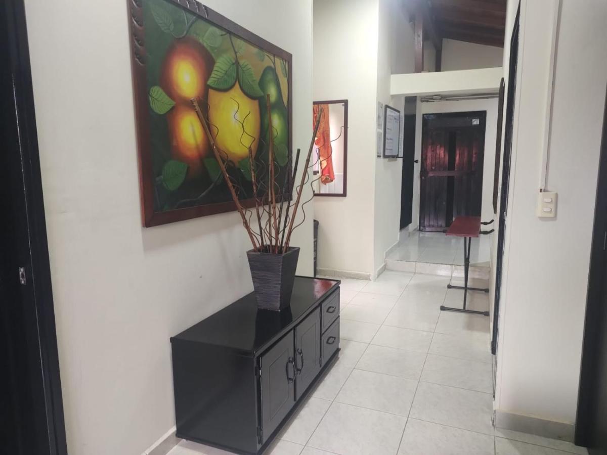 Hogar Del Viajero *