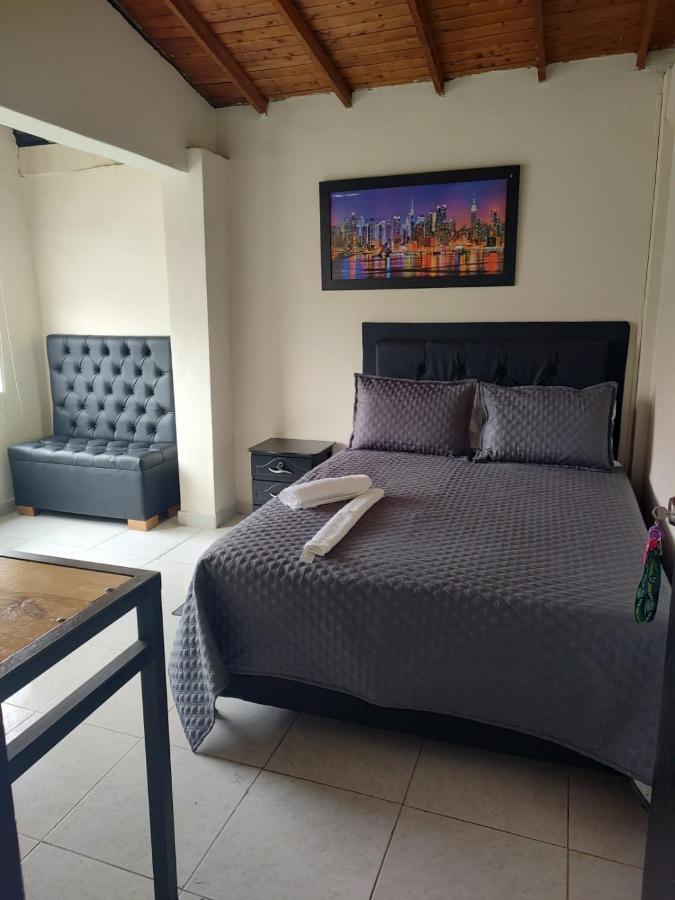 Hogar Del Viajero * Medellín