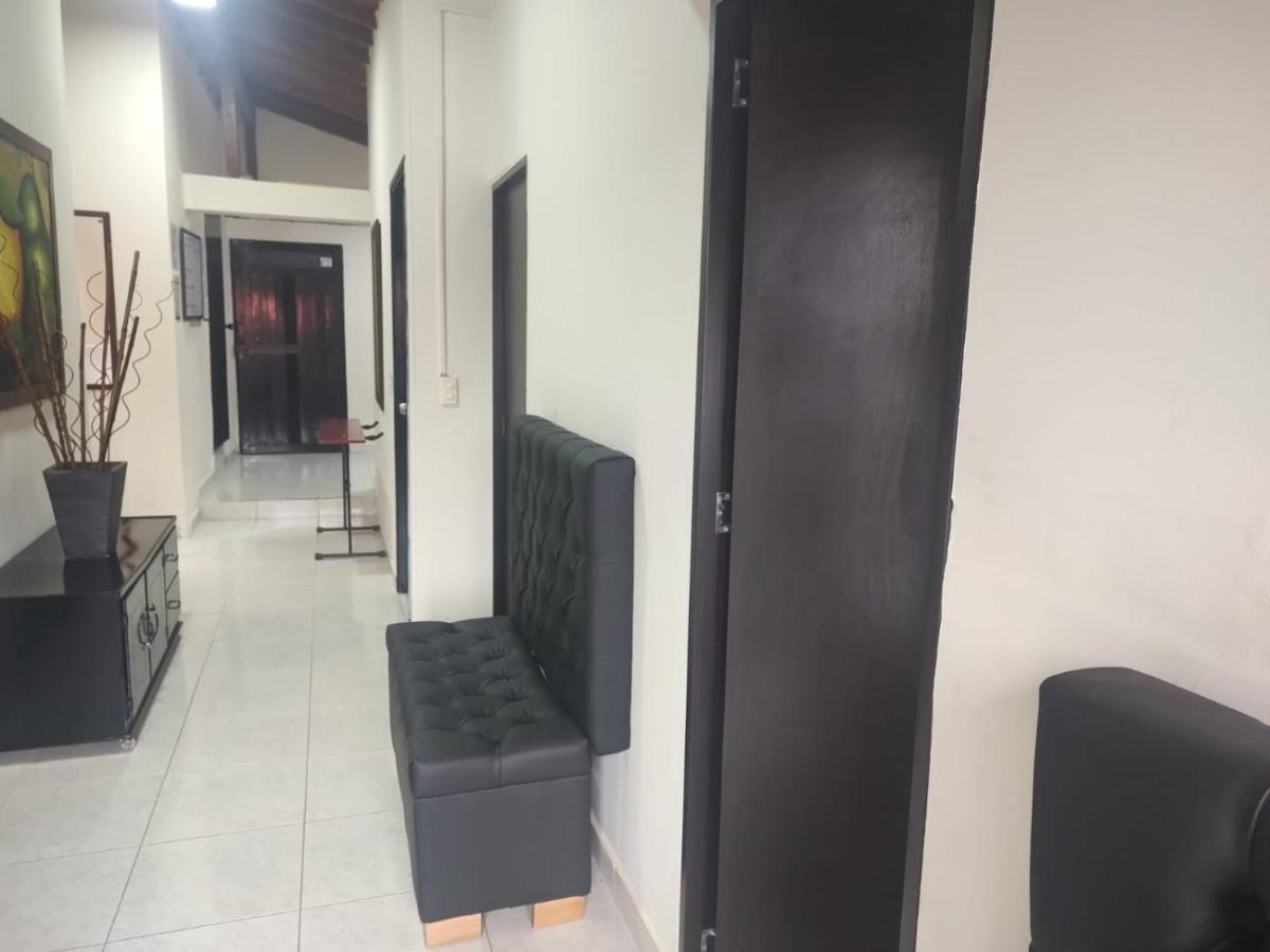 Hogar Del Viajero * Medellín