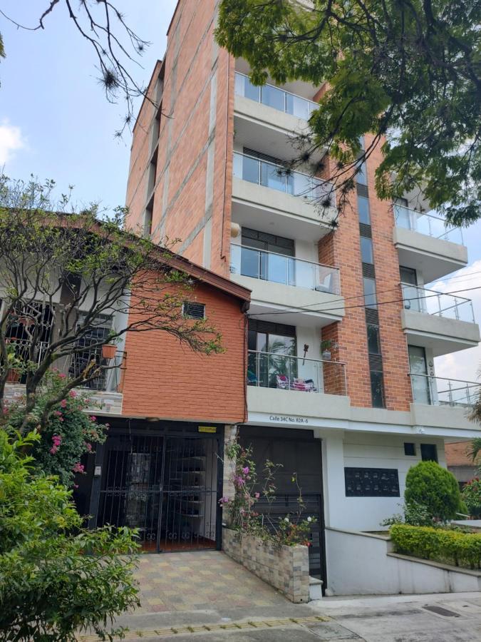Noras Laureles Homestay Medellin
