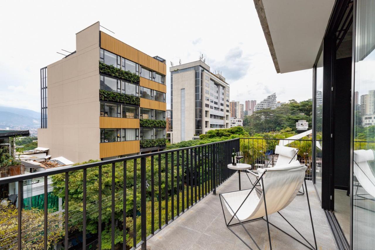 Stylish Urban In Provenza - Viu Experience