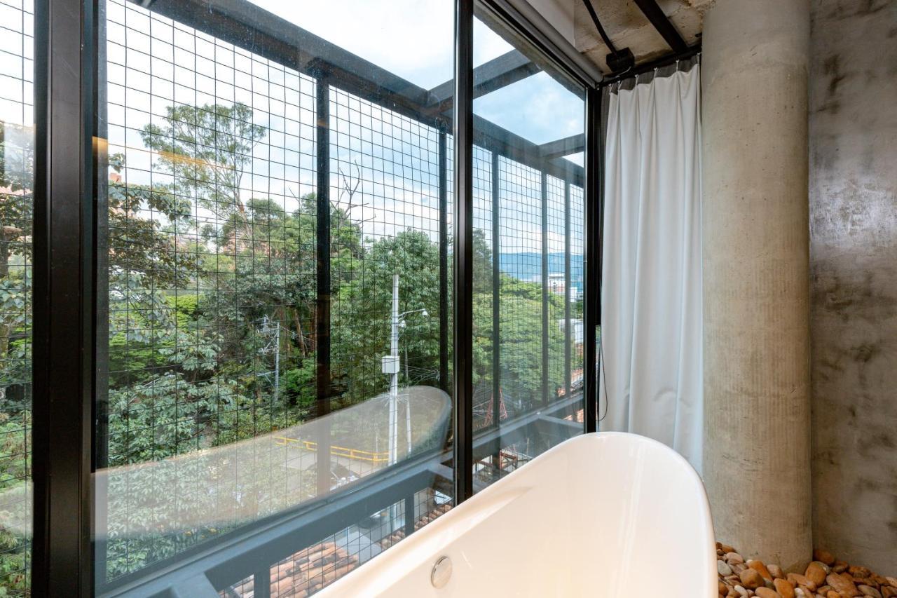 Stylish Urban In Provenza - Viu Experience Apartahotel *