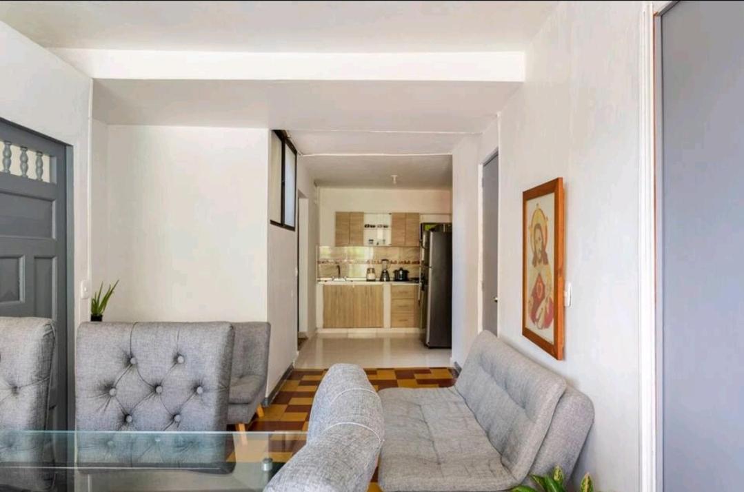 Hermosa Habitación Habitación en casa particular Medellín
