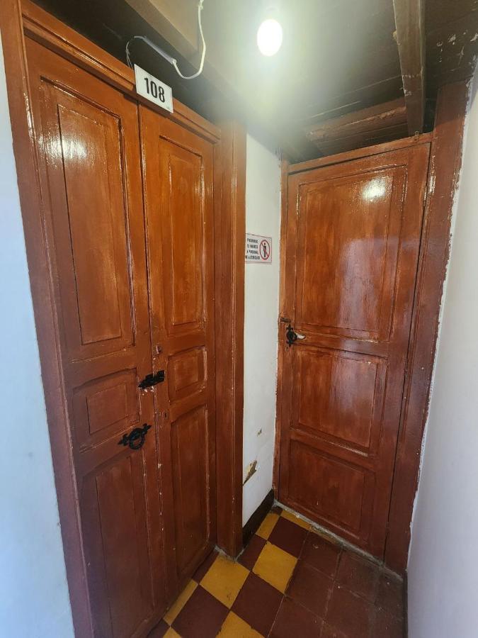 Pensión Casa Linda Medellin, Centro Medellín