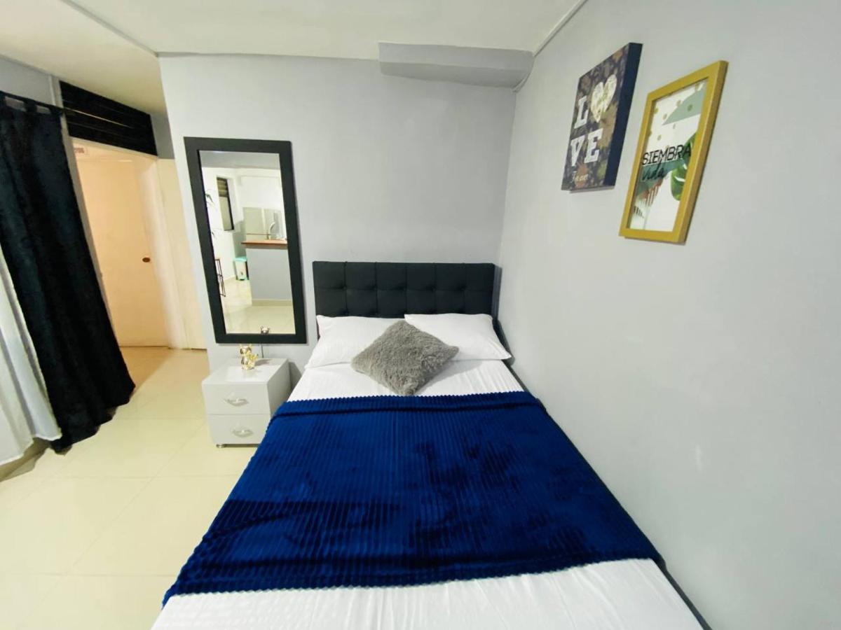 Hostal Laureles Casa Linda