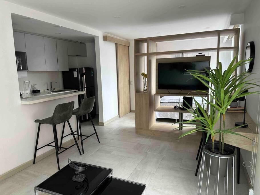Apto Con Bella Vista-poblado 1510 Apartamento *
