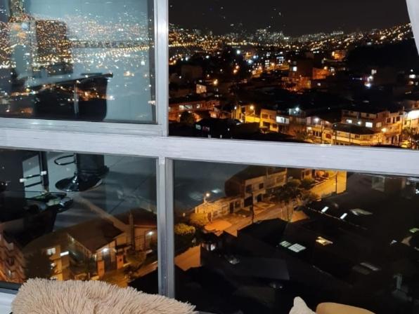 Vistas Lindas Cerca Centro Apartamento Medellín