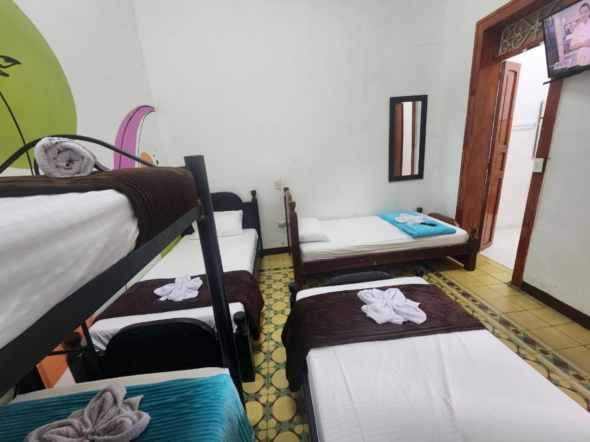 Casa Linda Medellin, Centro Pensión Medellín