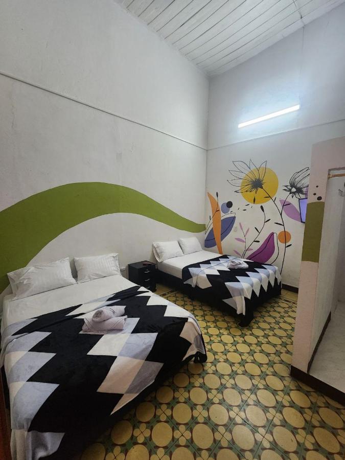 Pensión Casa Linda Medellin, Centro *