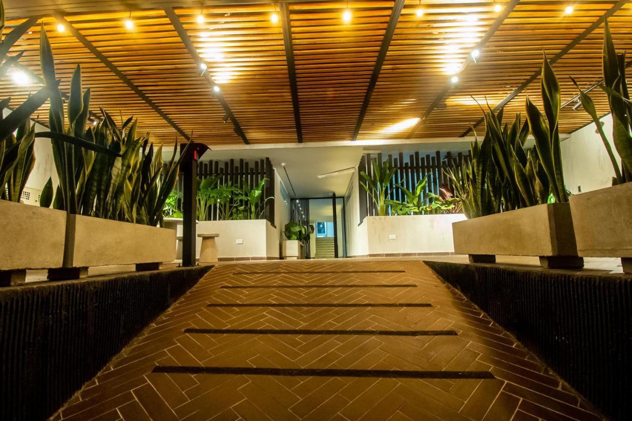 Beautiful Studio Laurels Apartment Medellin