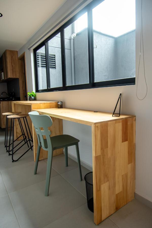 Beautiful Studio Laurels Apartment *