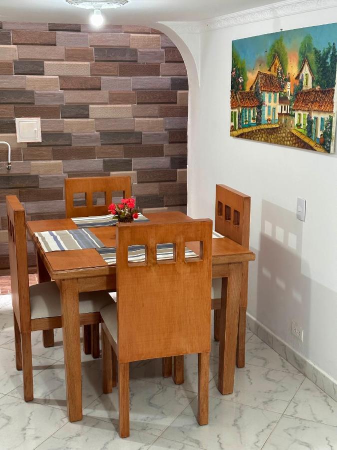 Apartamento Acogedor Cerca Al Centro De *