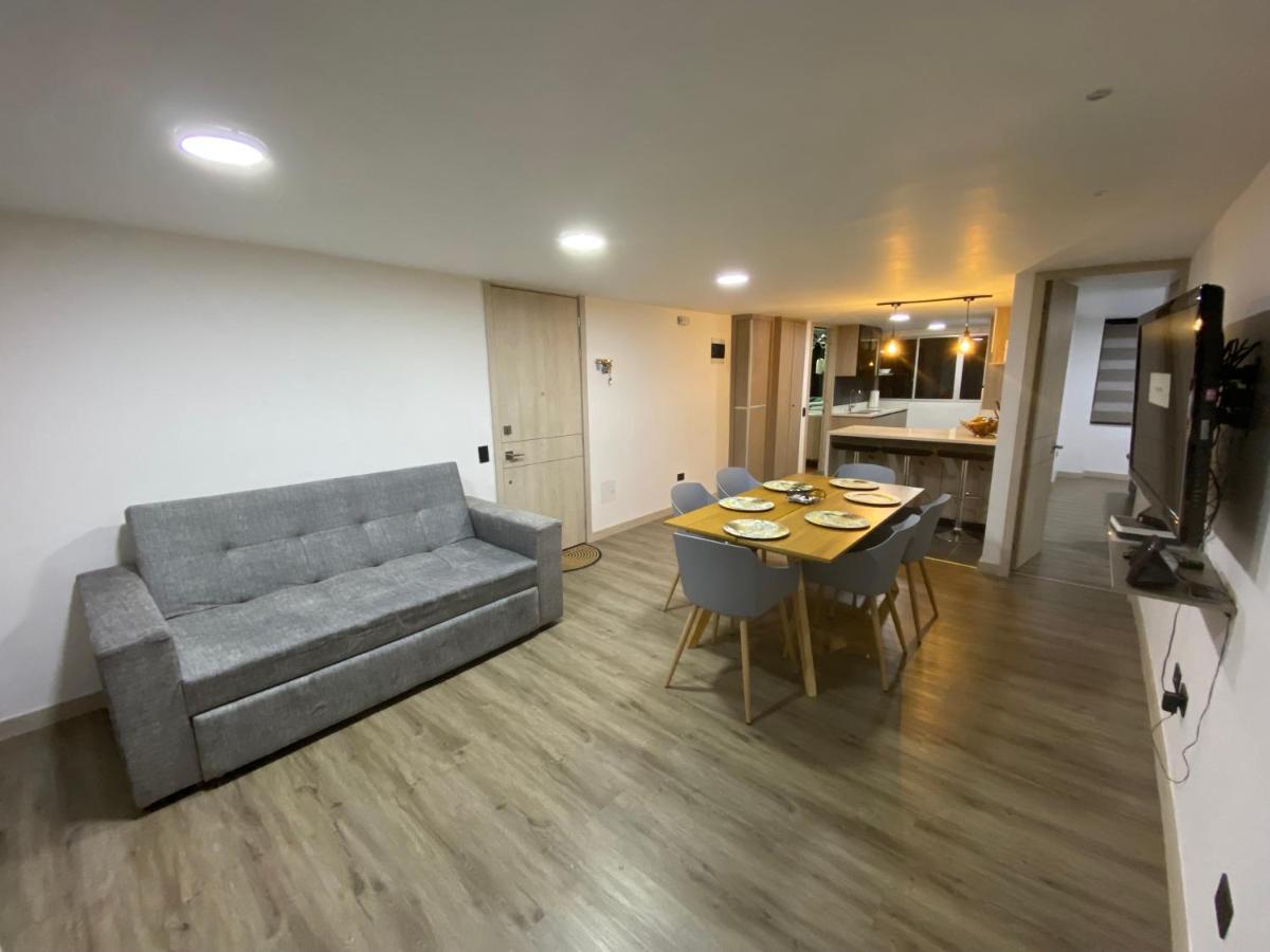 Modern, Apt/near Tourist Sites. Apartamento