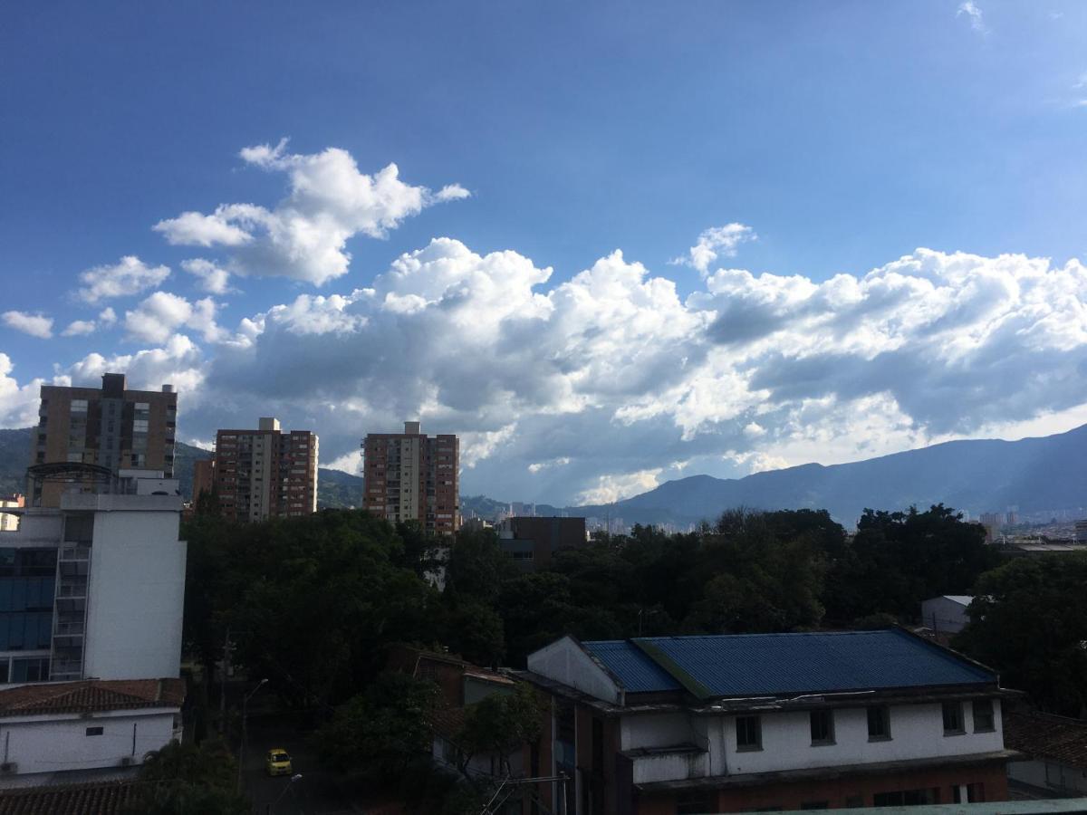 Apartaestudio Cerca Al Metro En El Poblado Apartamento Medellín