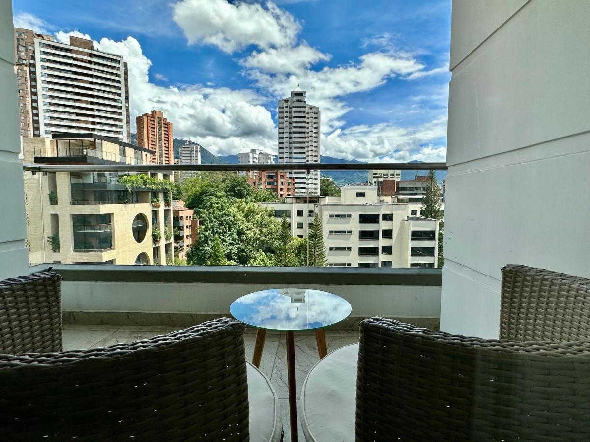 1101 El Poblado! Two Balconies & A Beautiful View Apartamento Medellín