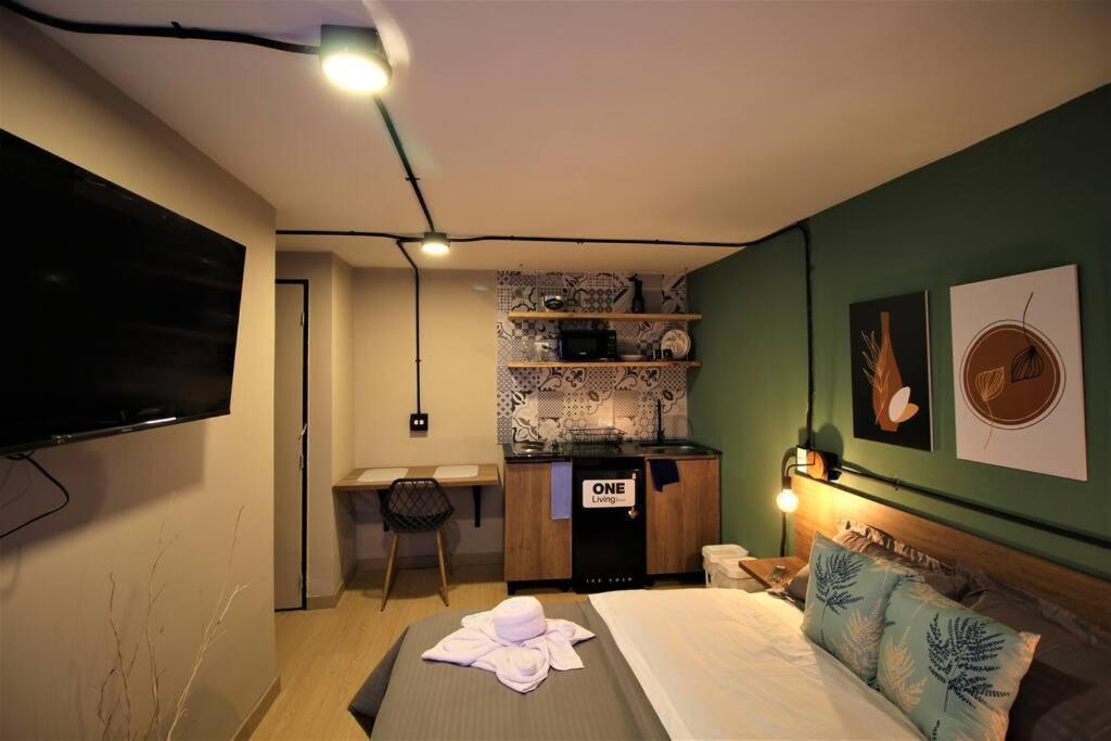 Apartment Privado Con Patio Interno One103 By Roots *