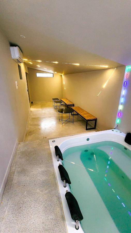Сasa de vacaciones Lomas Luxury House2