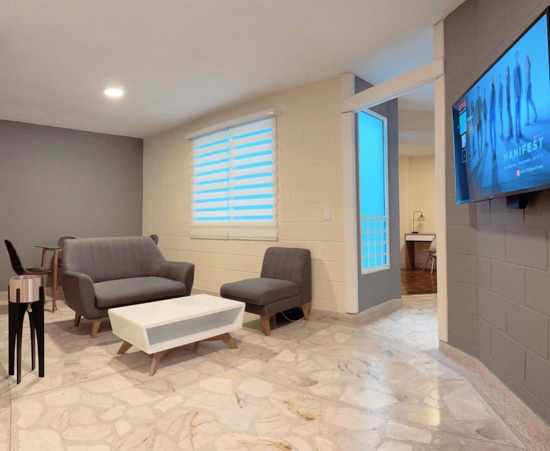 Apto Mejor Zona De Laureles 2 Mas Estudio *