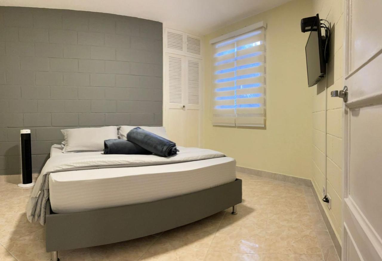 Apartamento Apto Mejor Zona De Laureles 2 Mas Estudio *