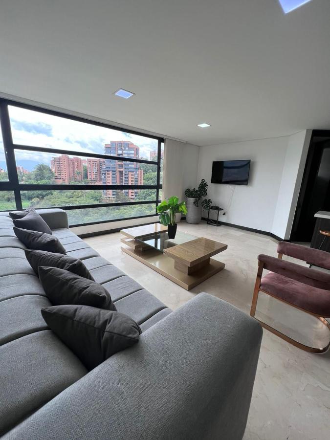 Spacious With High Views From Poblado Apartamento Medellín