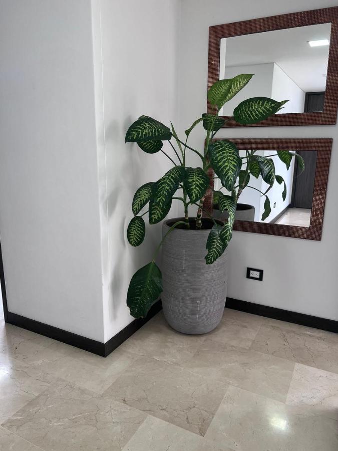 Spacious With High Views From Poblado * Medellín