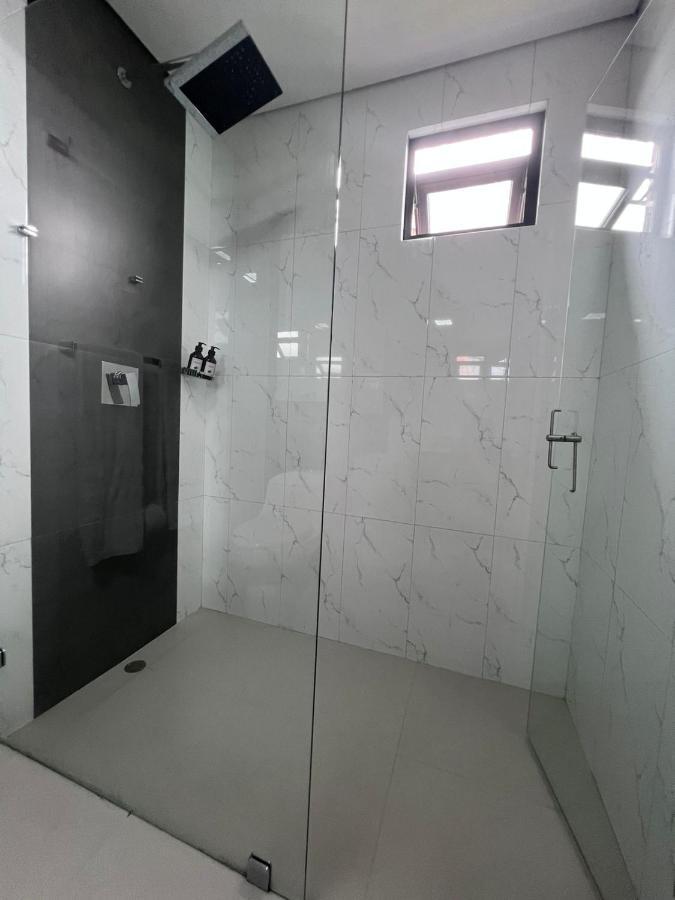 Apartamento Spacious With High Views From Poblado Medellín