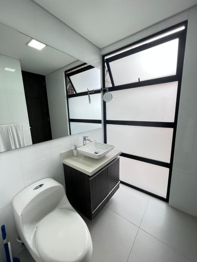 Large High Views And Balcony Apartamento *