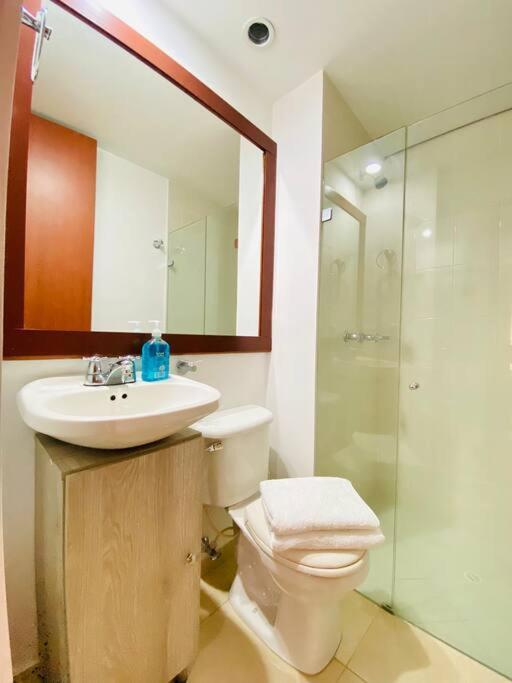 Apartamento Elegante Apto 2br, Las Palmas Medellín