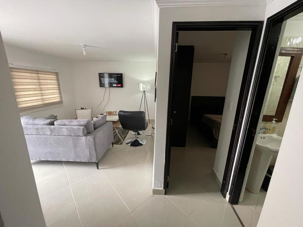 Acogedor Apartamento A 5 Minutos Del Parque Comercial El Tesoro En El Poblado * Medellín