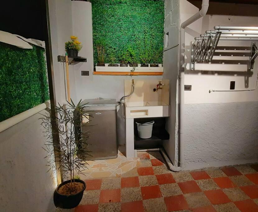 Apartamento Terraza Y Vista, Poblado A 5min. Medellín