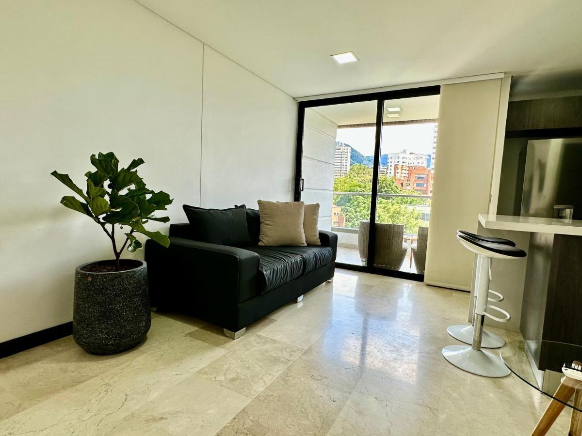 1101 El Poblado! Two Balconies & A Beautiful View Apartamento