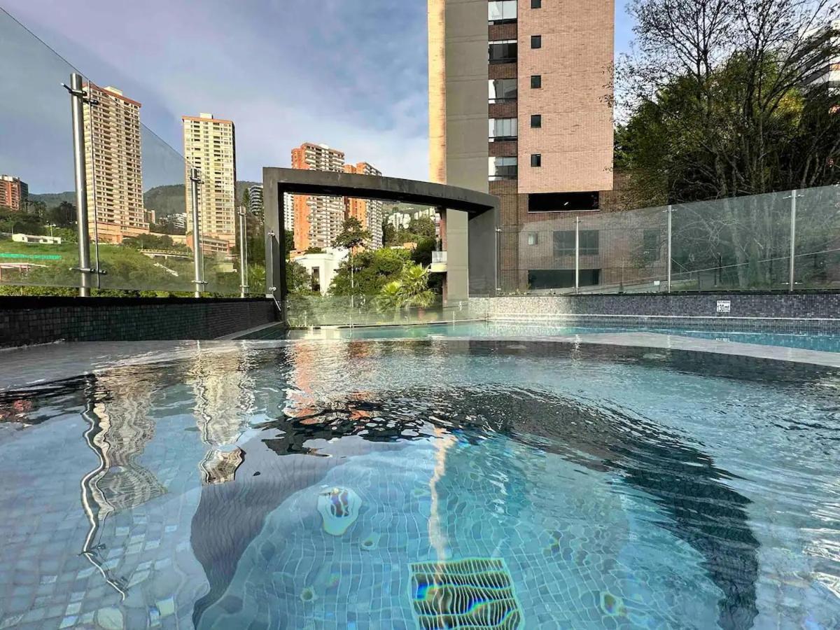 1101 El Poblado! Two Balconies & A Beautiful View