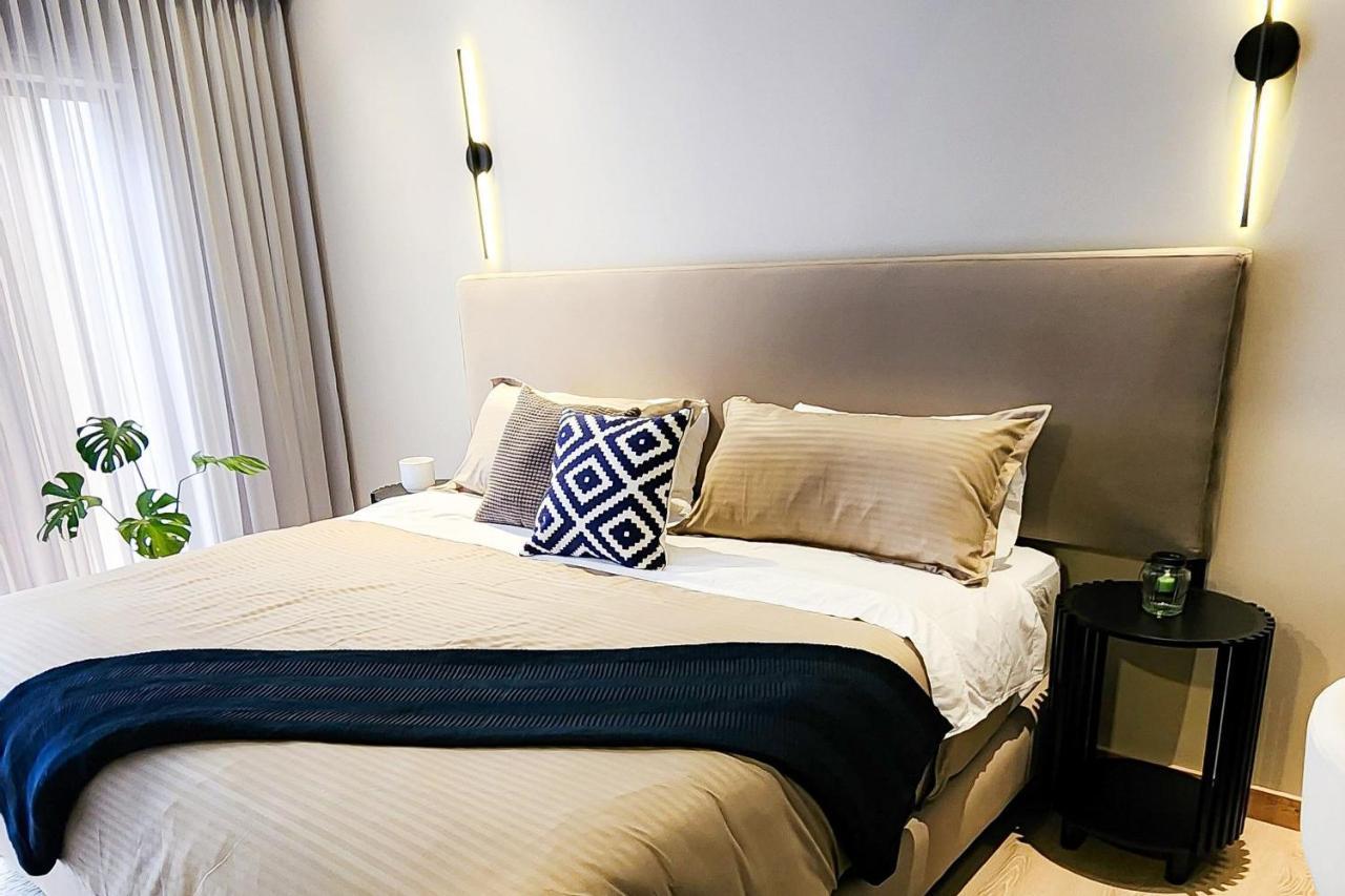 Lomas Luxury House2 *