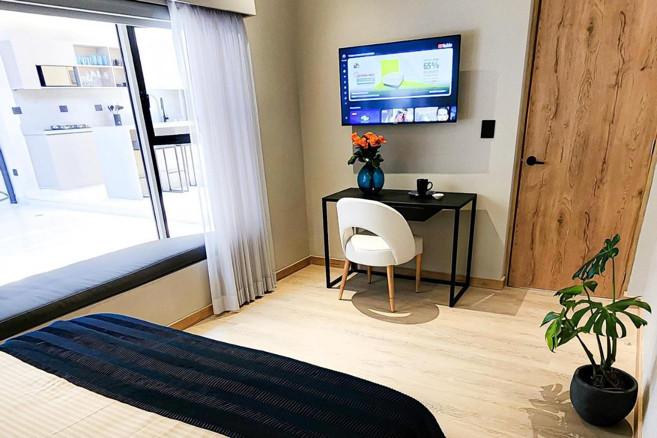 Lomas Luxury House2 * Medellín