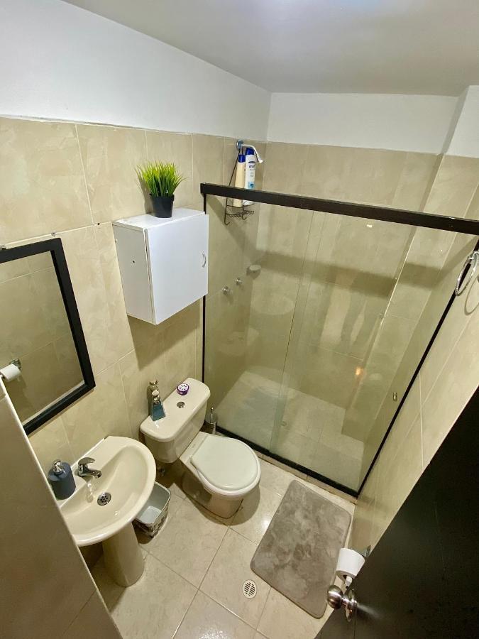 Apartamento Moderno 2 2 Cuadras Del La 70 Wfh *