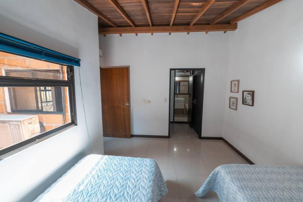 Apartamento Familiar De 3 Mlb401 Apartamento *