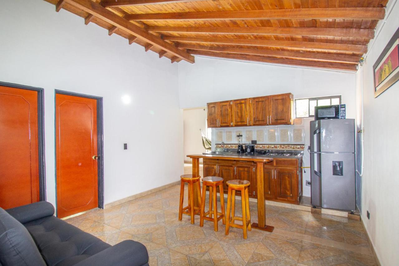 Apartamento A 3 Min Del Hospital Pablo Tobon Uribe *