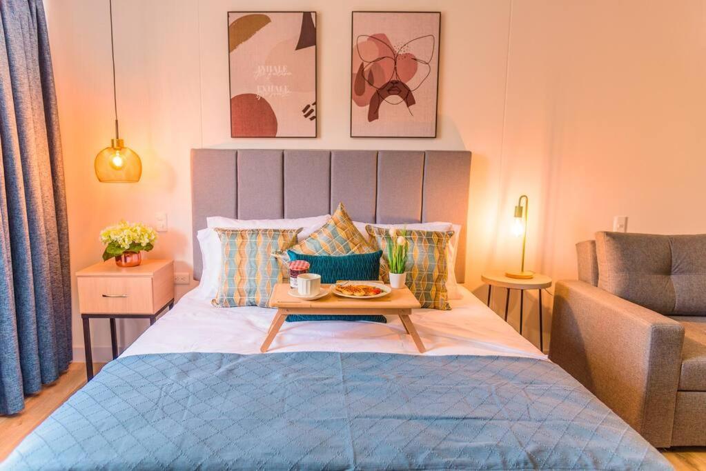 Beautiful In El Poblado, Coworking, Fast Wifi *