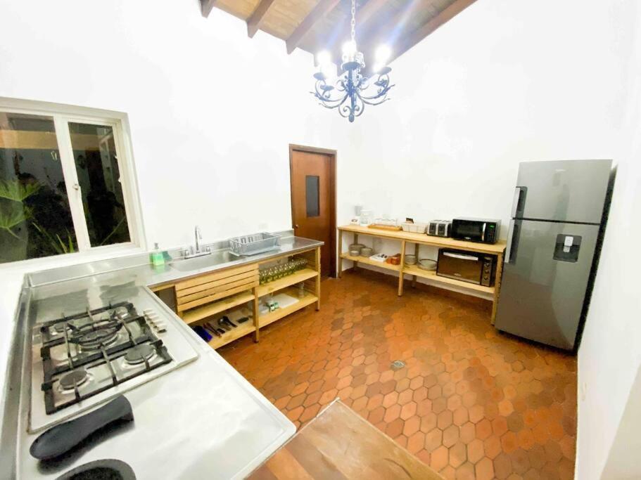 Villa Mansion Br Piscina, Jacuzzi, 6 Min De Provenza Medellín