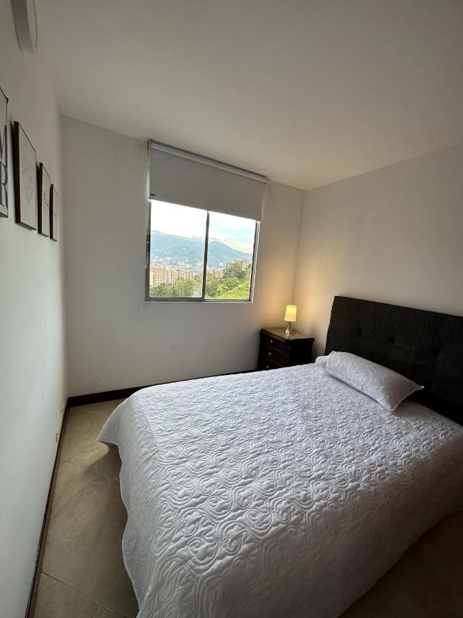 Hermosa Vista A La Ciudad De Medellín